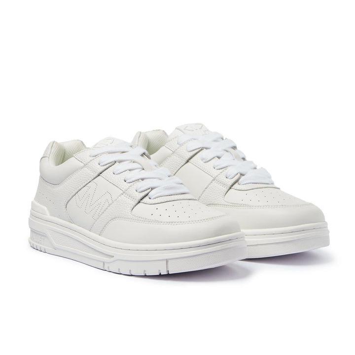 Clayton Triple White
