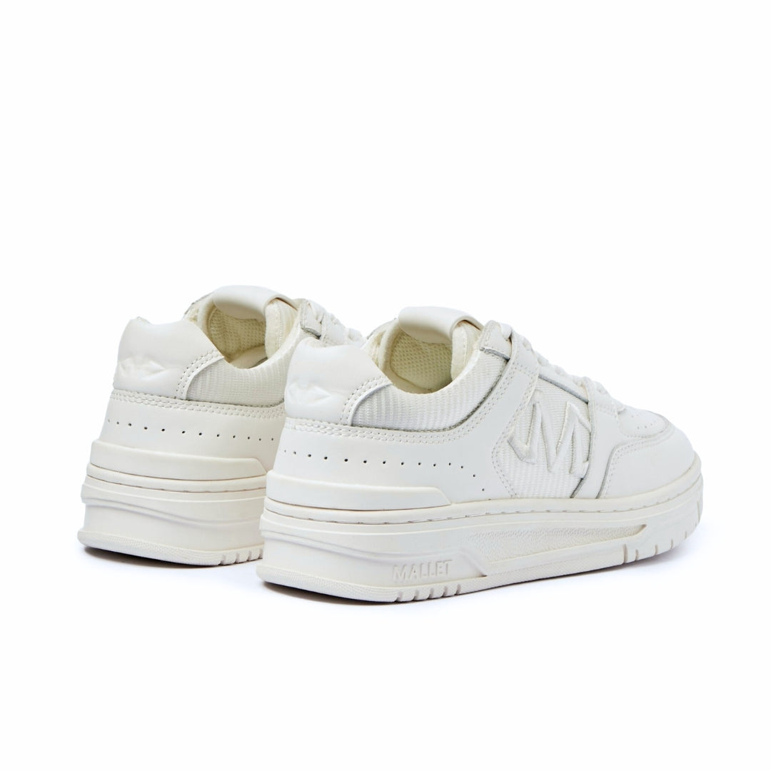 Clayton Triple White Dames