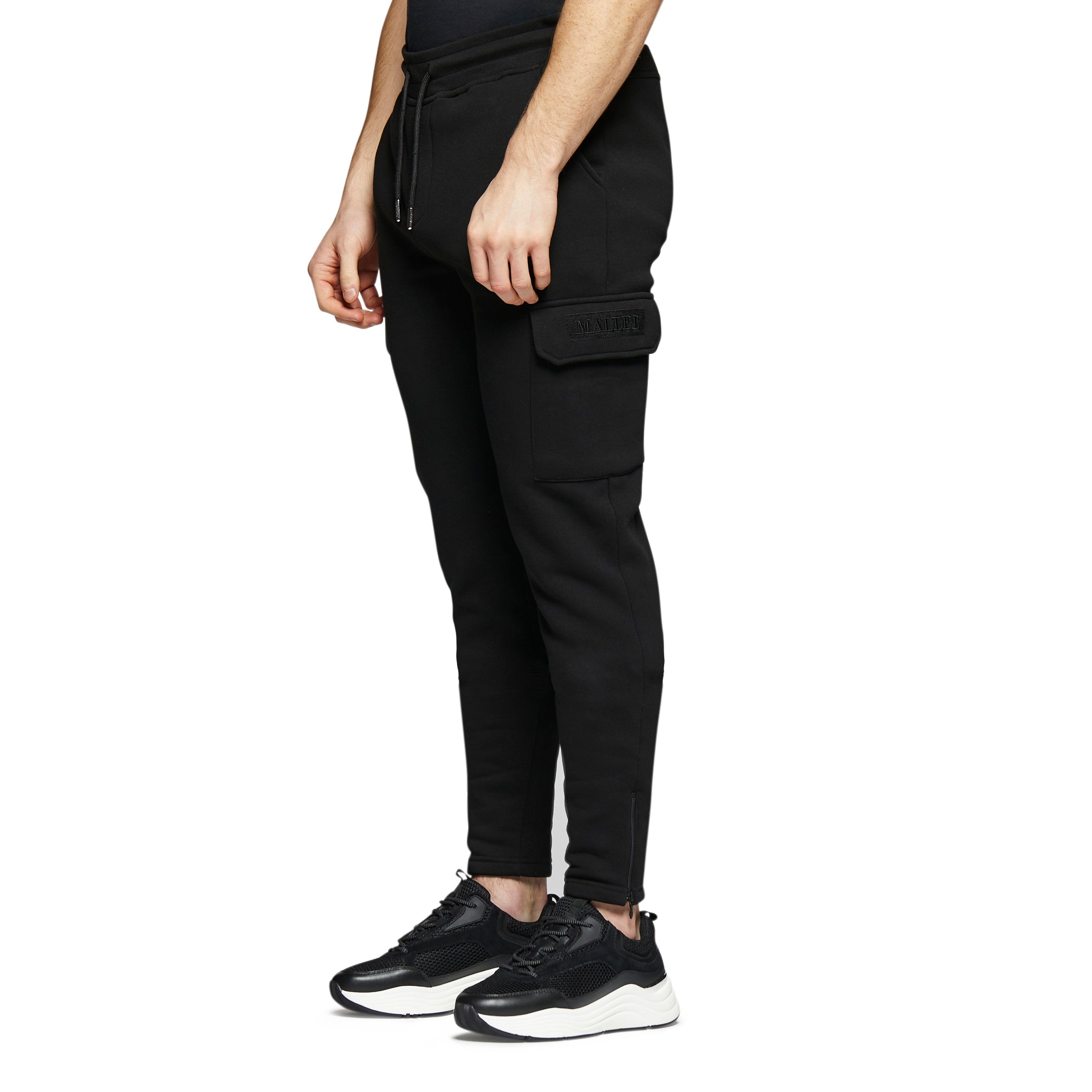 Nike box logo joggers hotsell